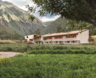 lodge sacred valley &Machu Picchu
