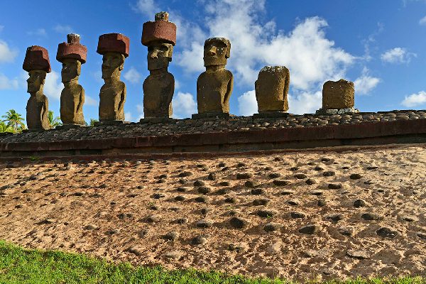 4 REASONS TO EXPLORE EASTER ISLAND with EXPLORA